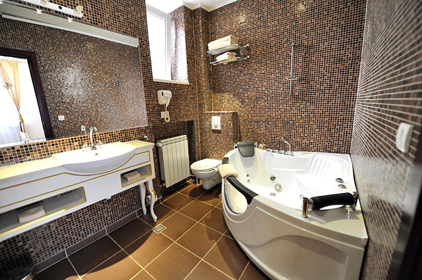 Queens Astoria Design Hotel-Serbia-BELGRADE-General view-6