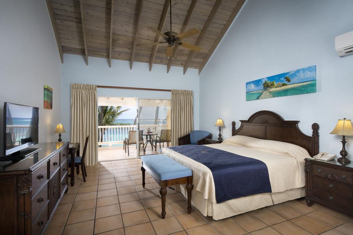 St. James's Club & Villas