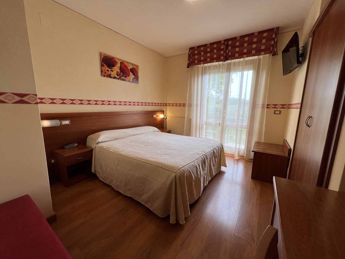 Viole Country Hotel-Italy-ASSISI-Room-9