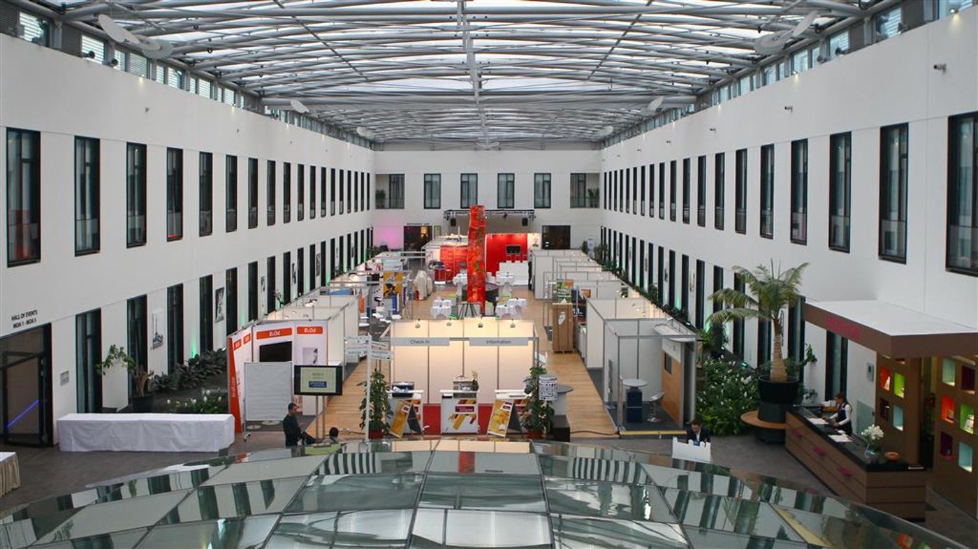 Mercure-Hotel-MOA-Berlin-Lobby-56