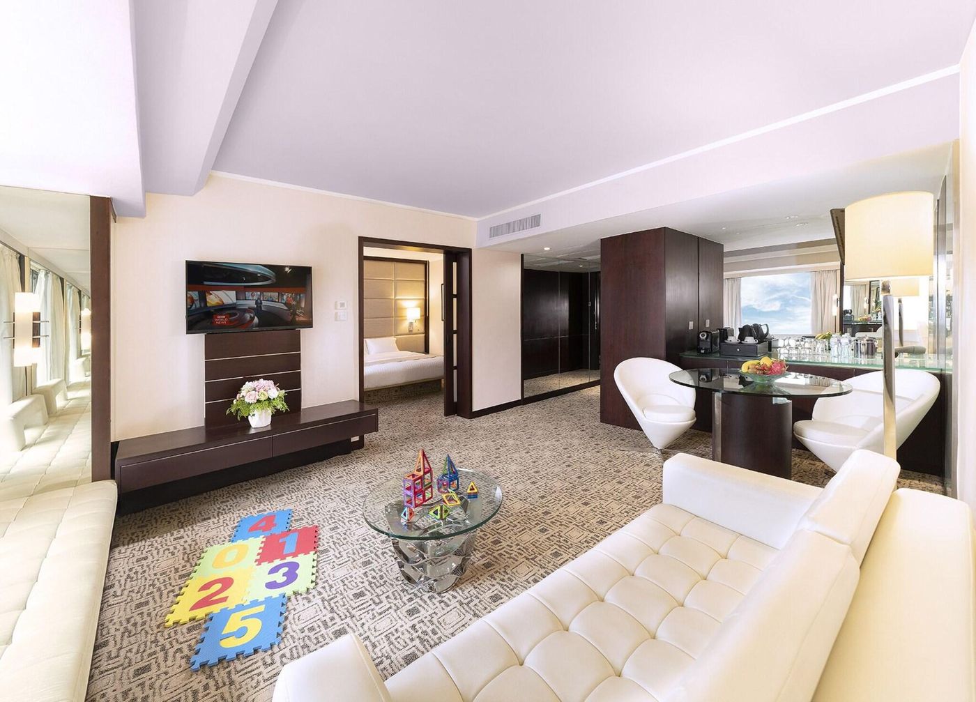 Regal-Kowloon-Room-10