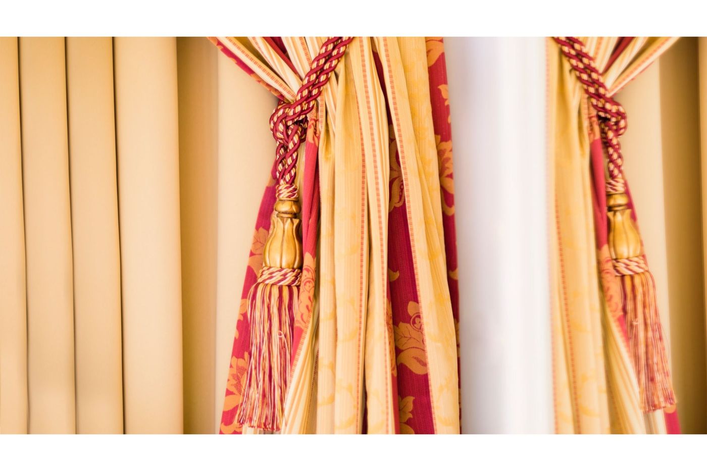 Luxury-Family-Hotel-Royal-Palace-Room-22