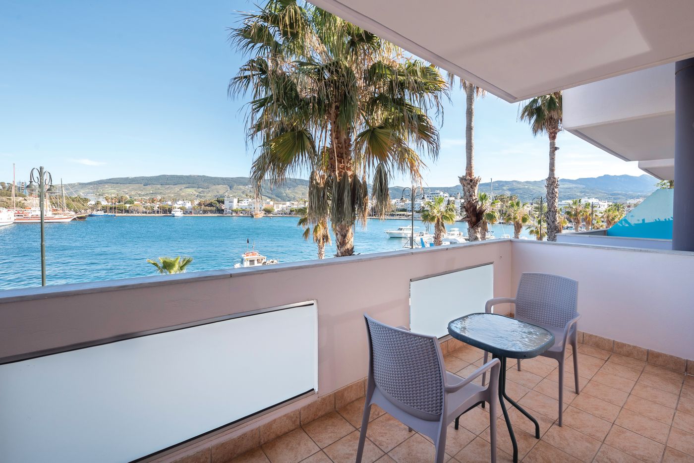 Kosta-Palace-Room-62