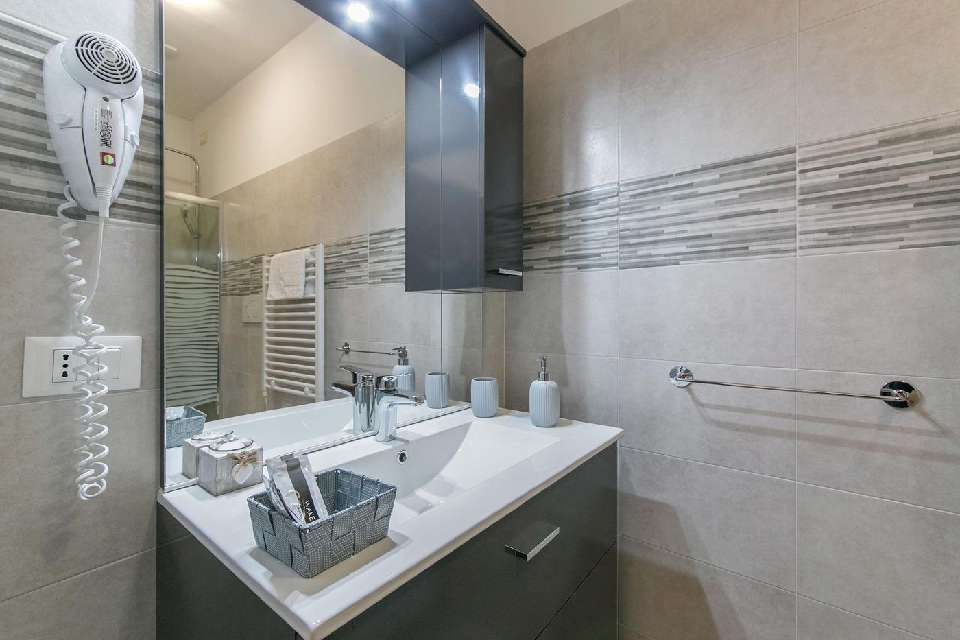 Red-Lion-Guest-House-Room-30