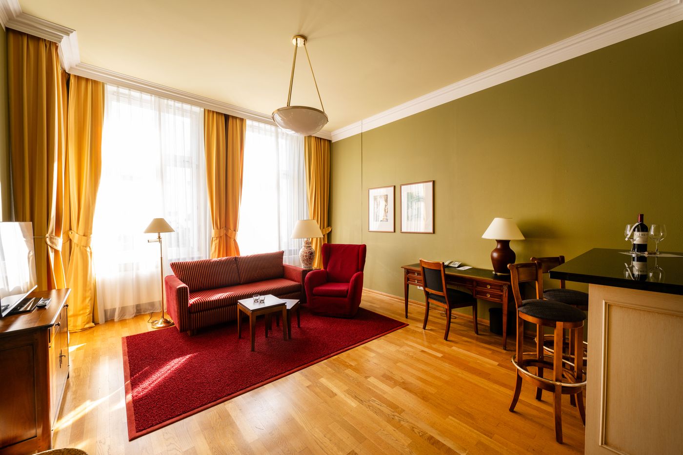 Louisa-s-Place-Room-21