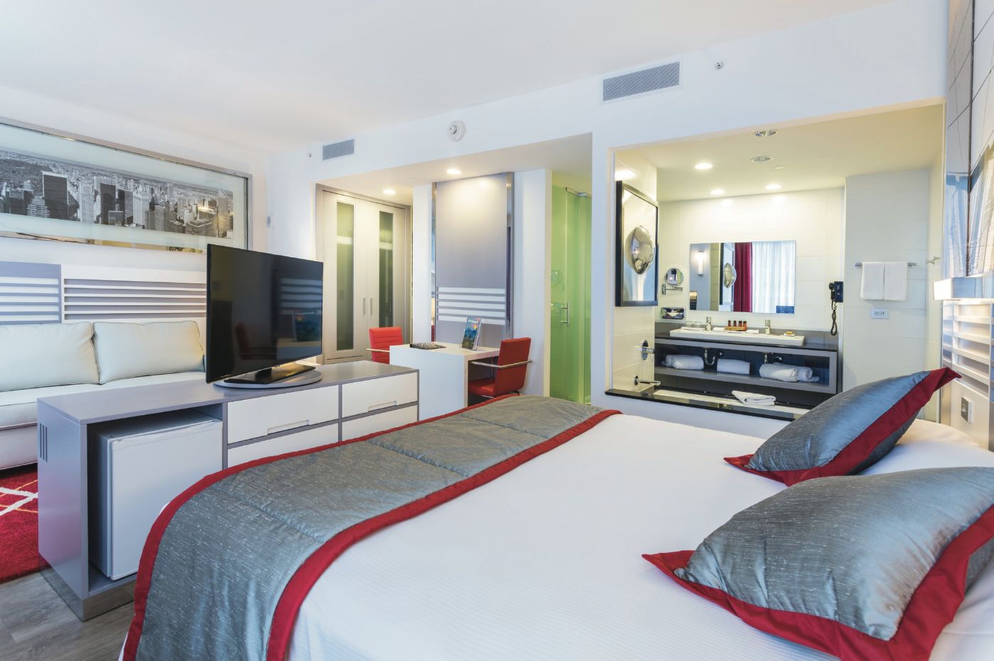 Riu-Plaza-New-York-Times-Square-Room-7