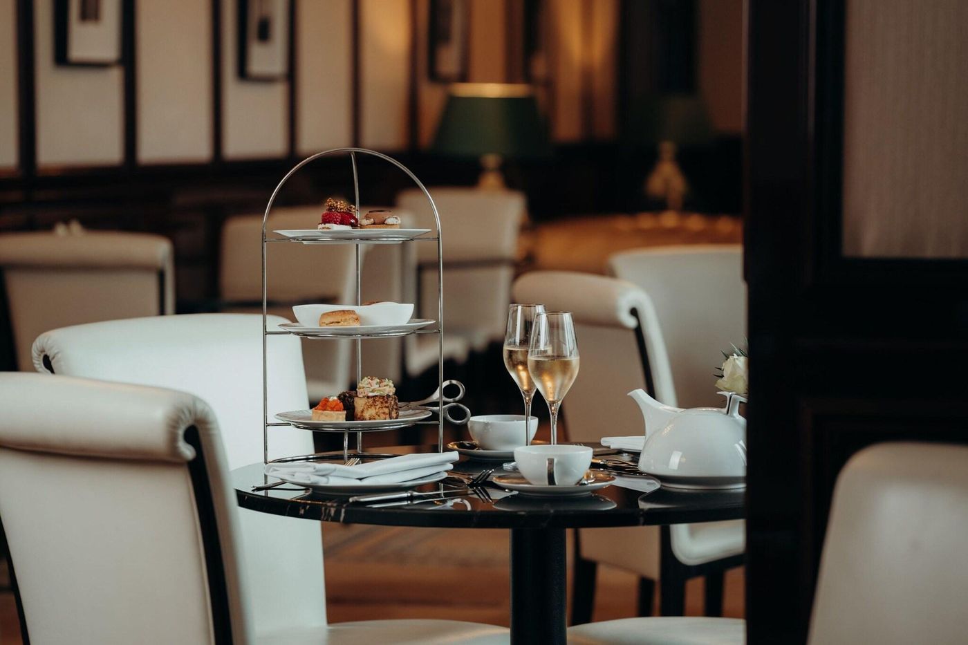 Ritz-Carlton-Berlin-Restaurant-25