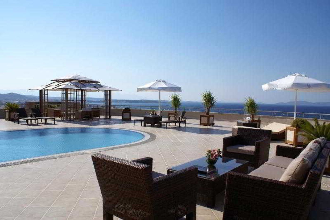 Sheraton-Cesme-Resort-Hotel---SPA-Pool-8