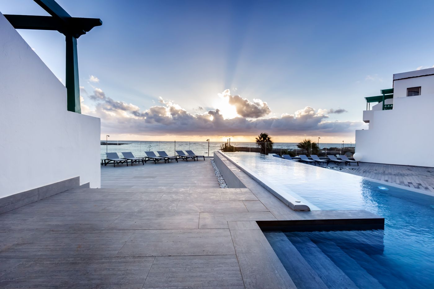 Barcelo-Teguise-Beach-Pool-8