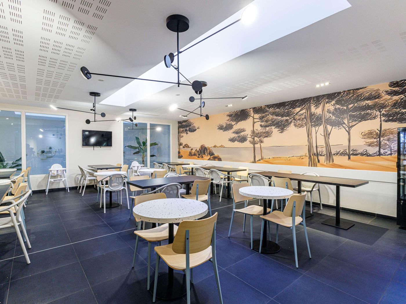 Hipark-Design-Suites-Nice-Restaurant-41