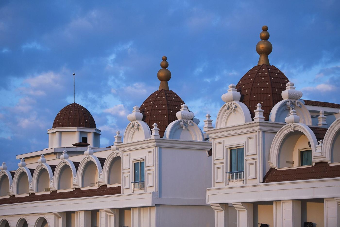 Side-Premium-General-view-13