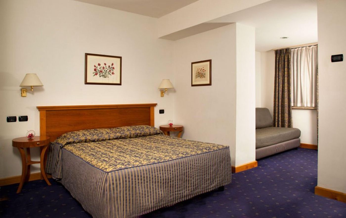 Diplomatic-Rome-Room-22