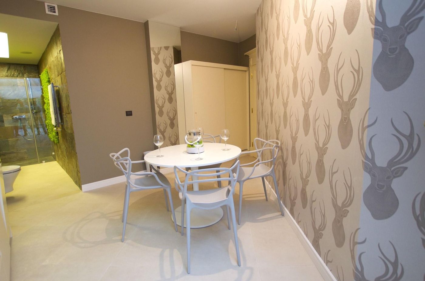 A11-Apartments-Spa-Dermique-Room-60