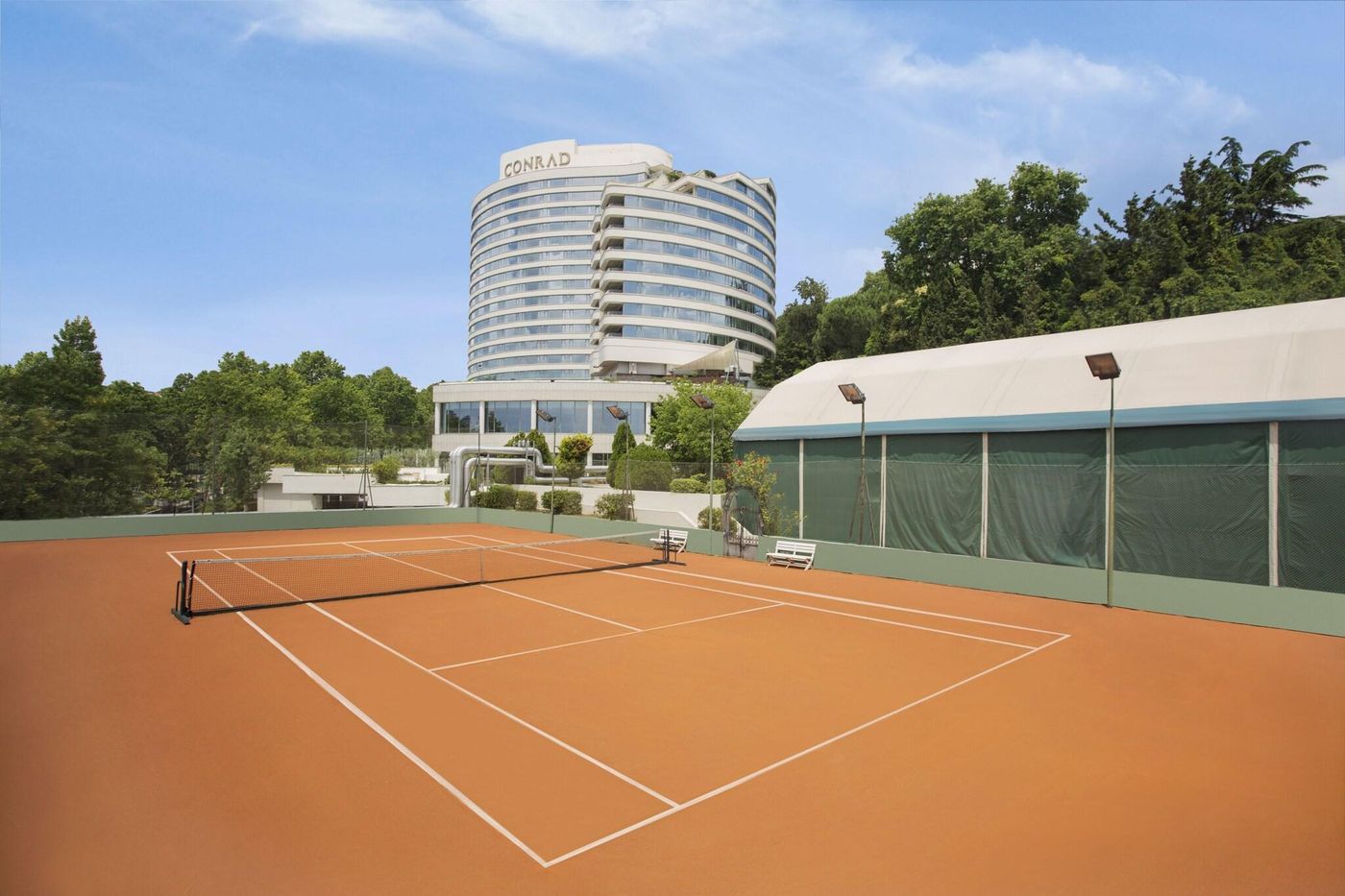 Conrad-Istanbul-Bosphorus-Sports-and-Entertainment-2