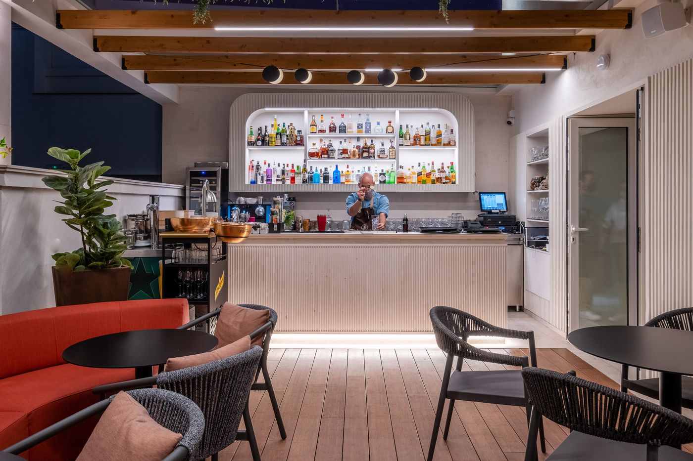 Soho-Boutique-Equitativa-Bar-51