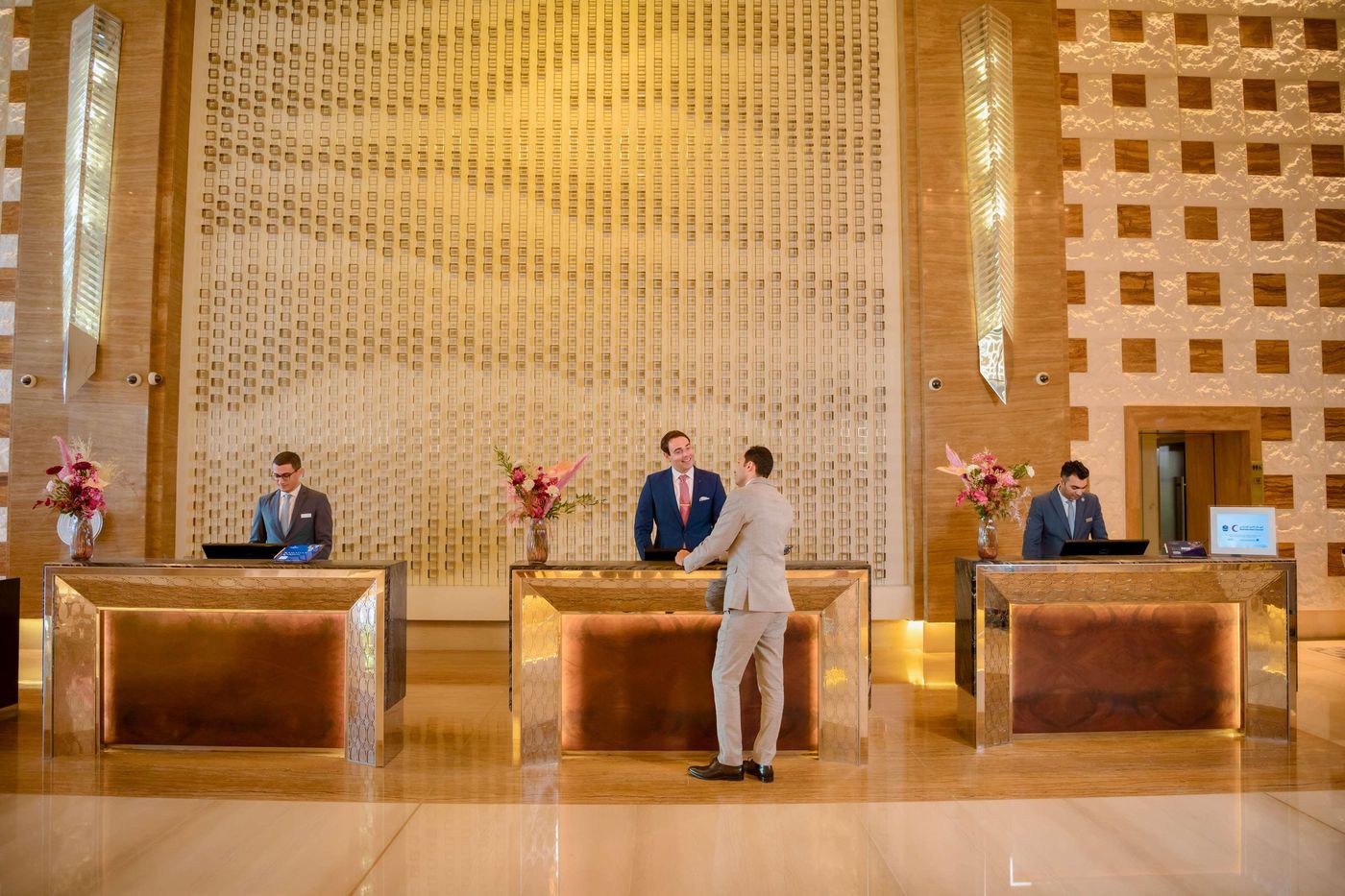 Hotel-Kempinski-Mall-Of-The-Emirate-Restaurant-88