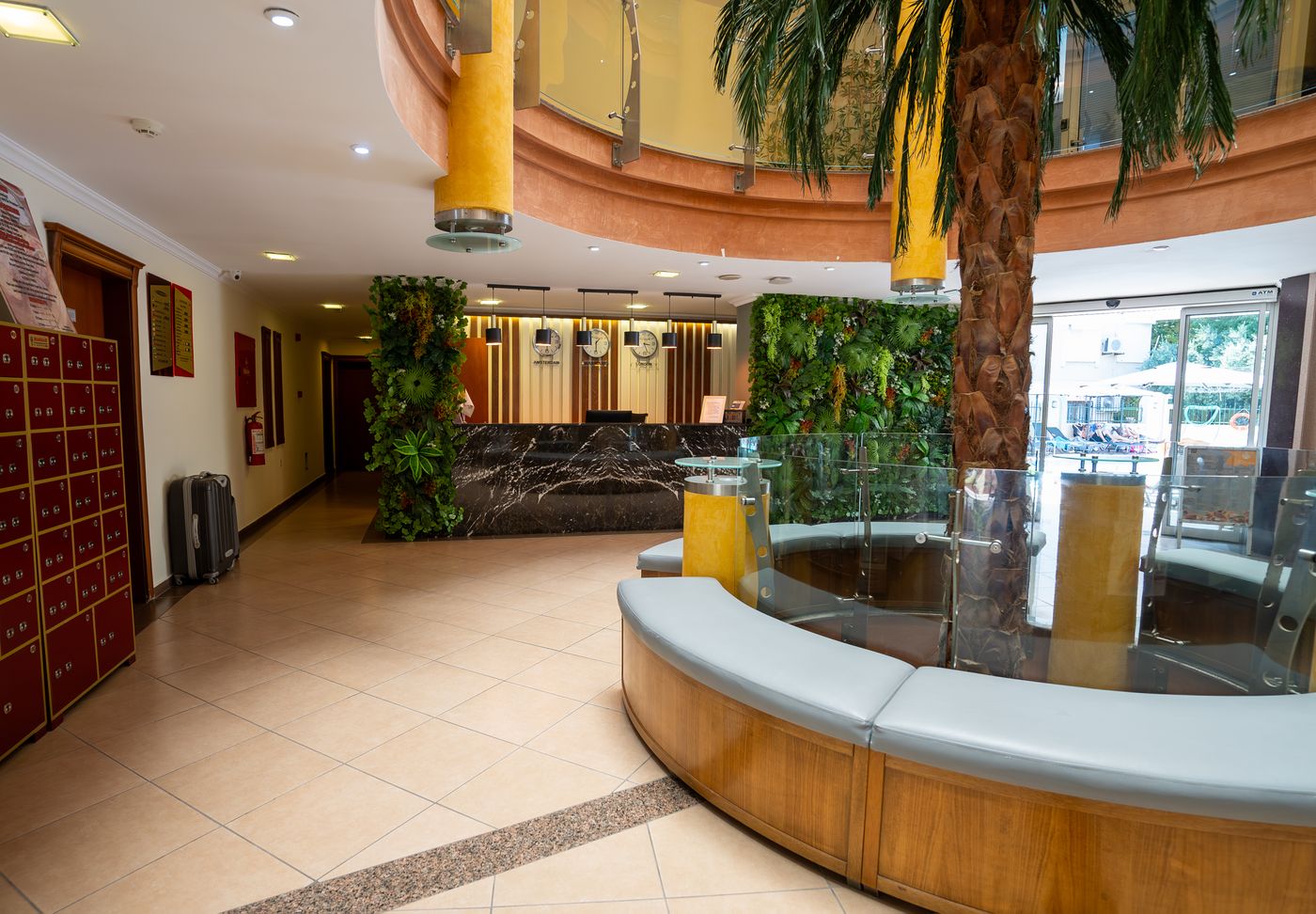 Club-Karakas-Lobby-71