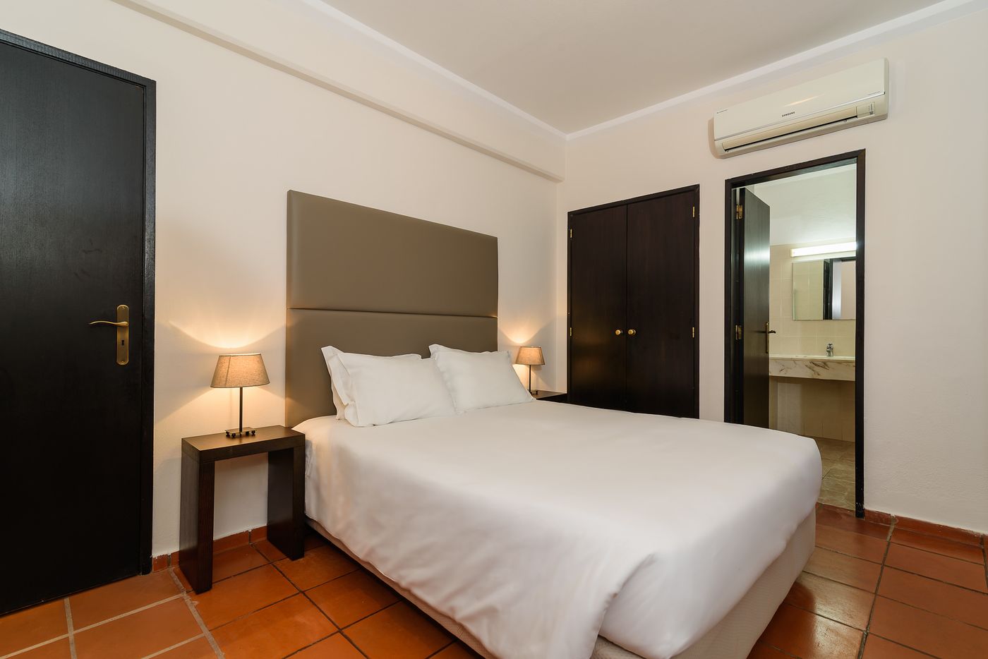 Clube-Vilarosa-Room-27