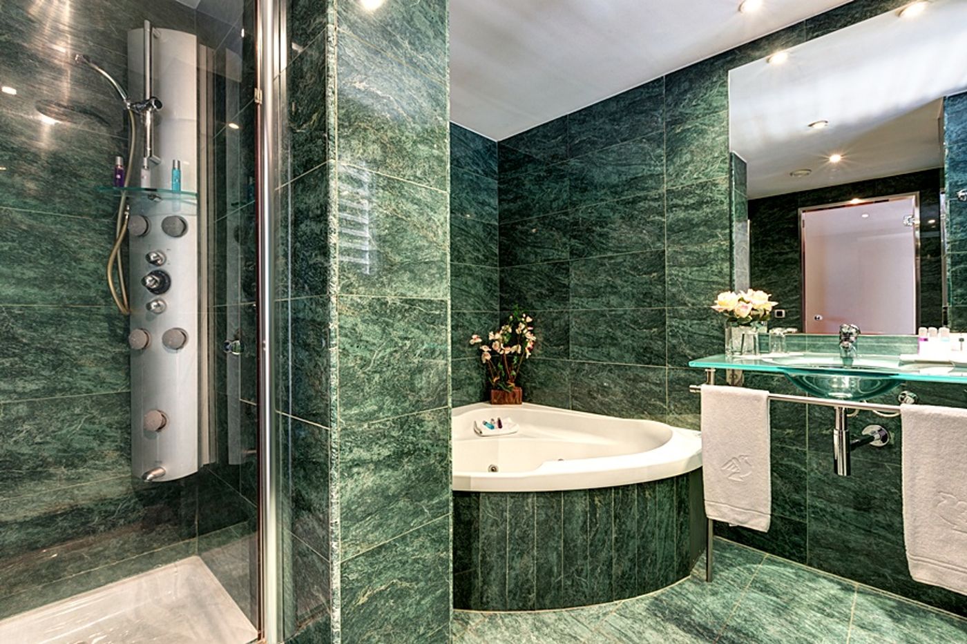 Acevi Villarroel-Spain-BARCELONA-General view-7