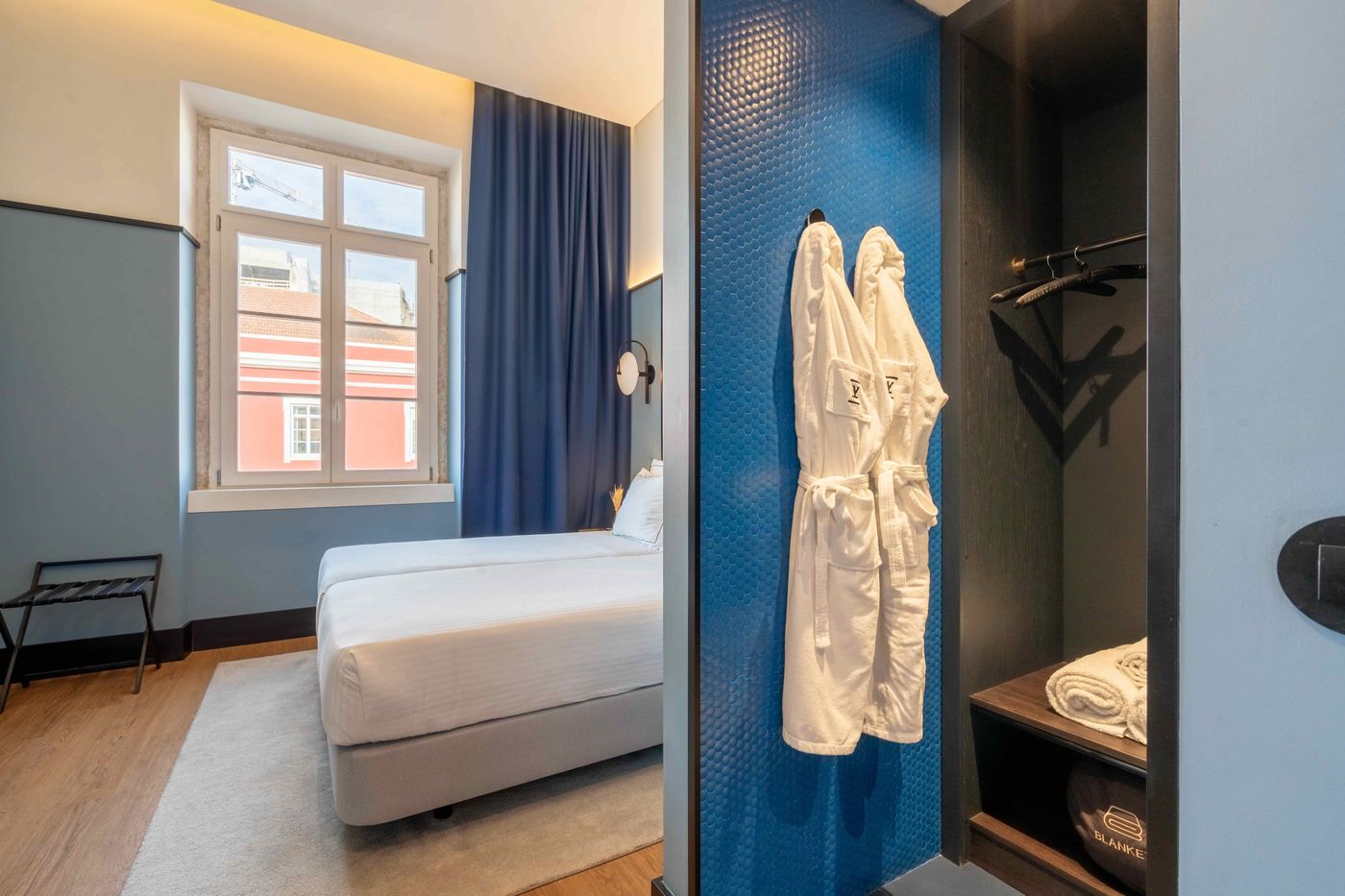 The-Editory-Riverside-Santa-Apolonia-Hotel-Room-47