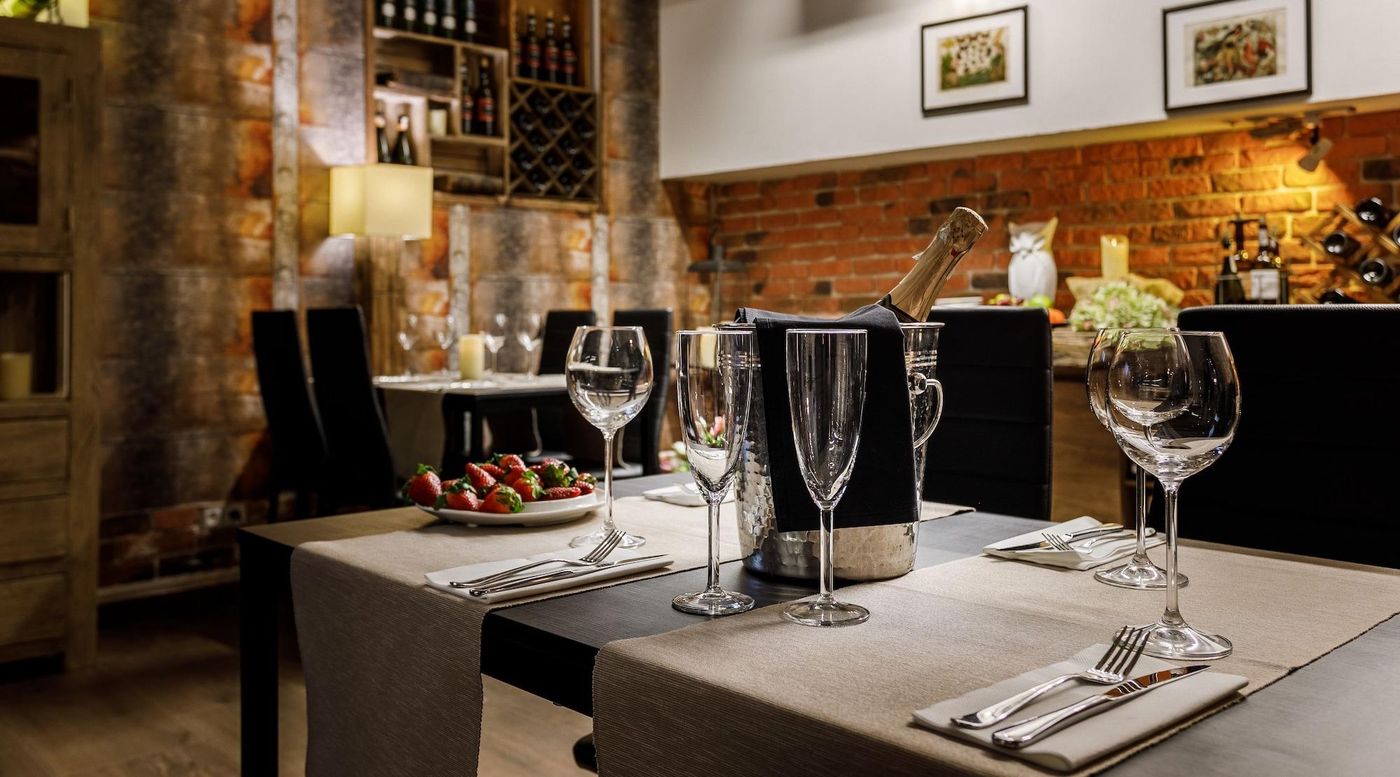 Art---Garden-Residence-Restaurant-14