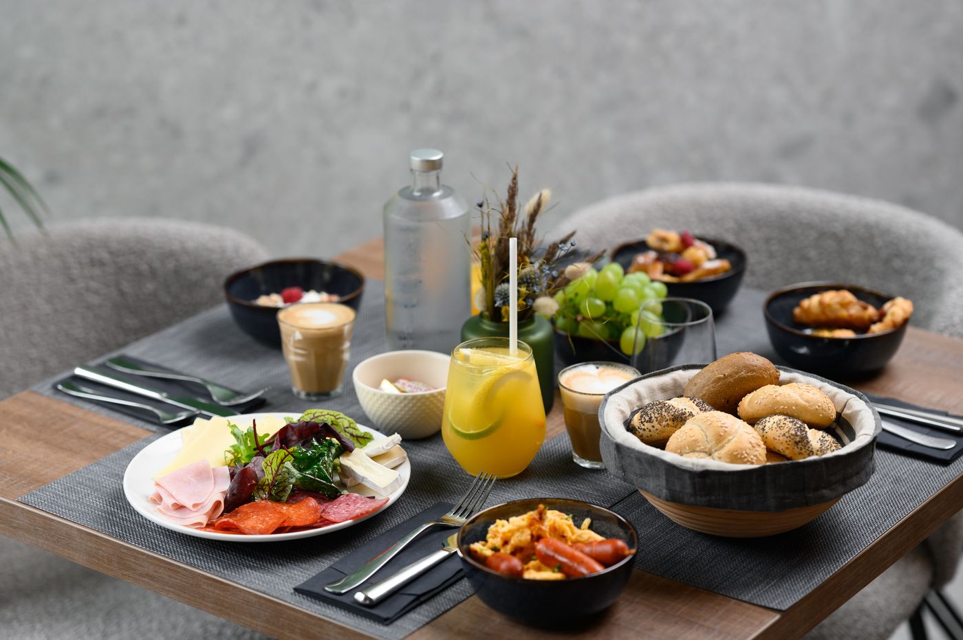 Florin Apart Hotel-Hungary-Budapest-Restaurant-5