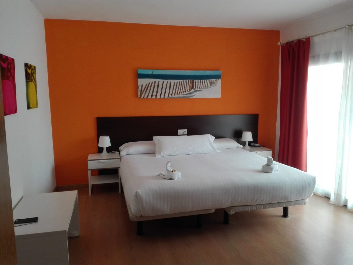 Adia-Cunit-Playa-Room-13