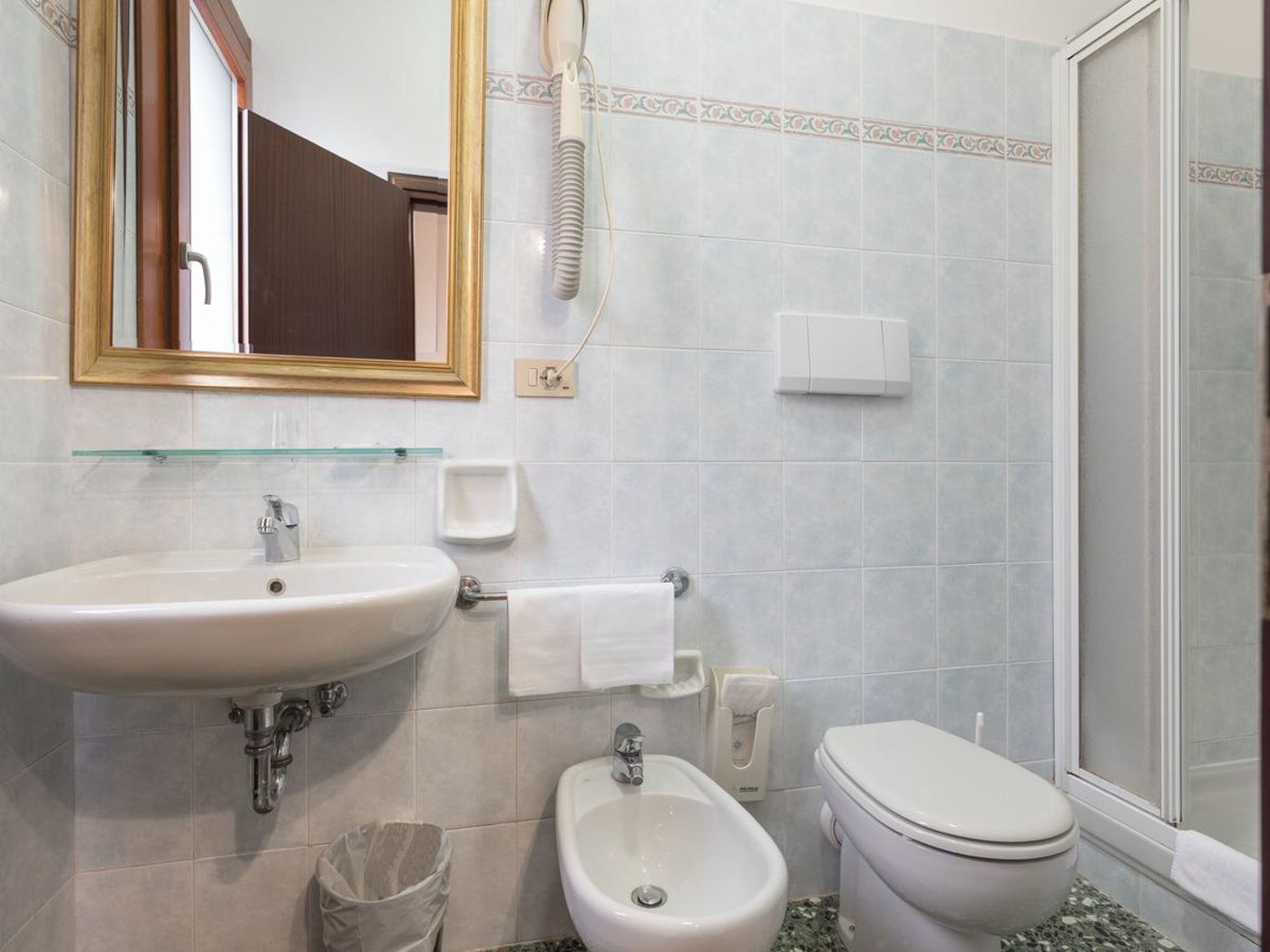 Basilea-Italy-VENEZIA-Room-5