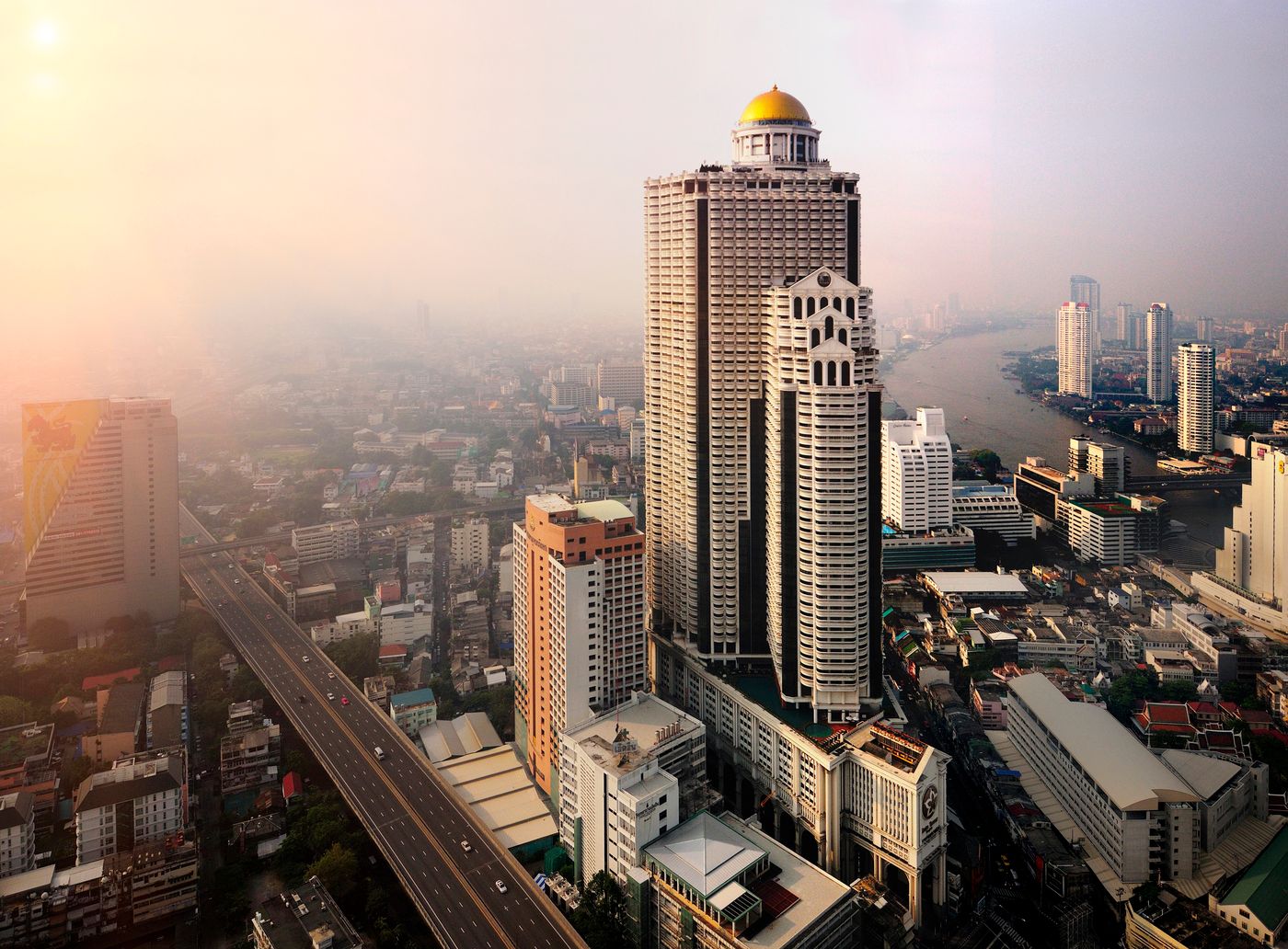 Lebua-at-State-Tower-General-view-8