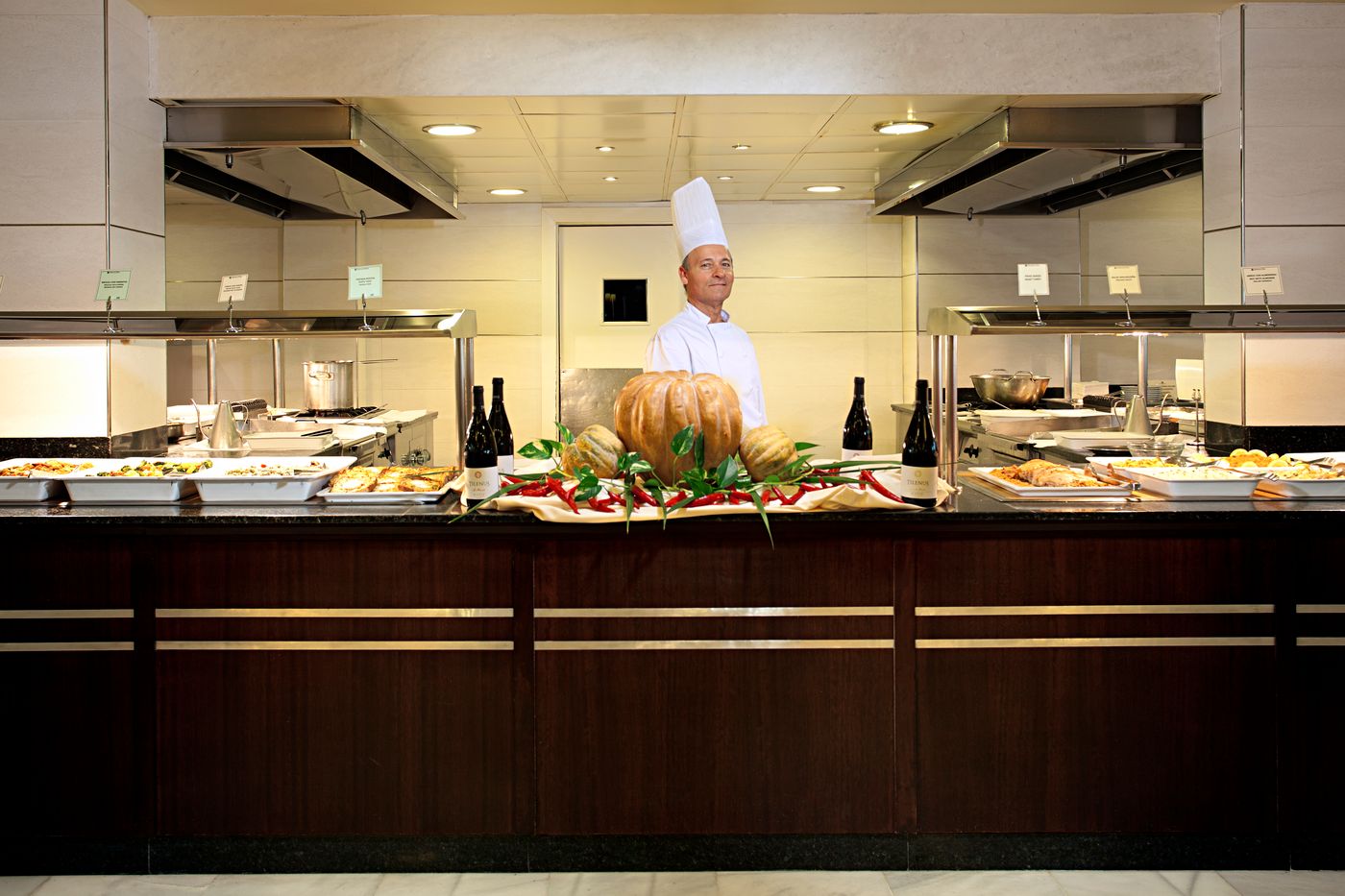 Marinas-de-Nerja-Restaurant-38