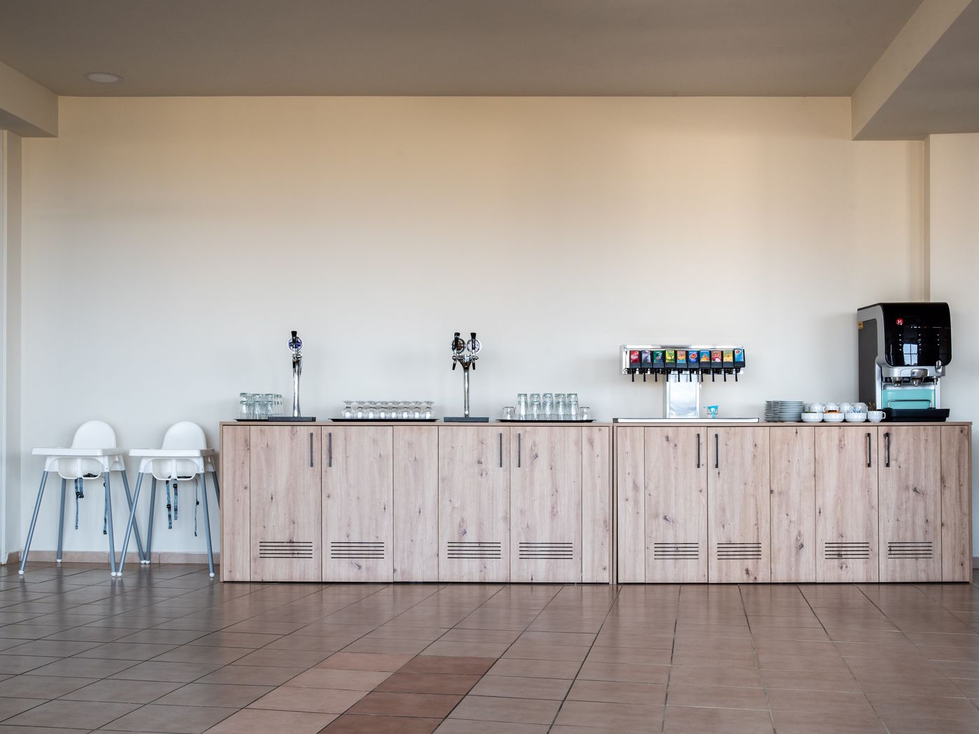 Nicolas-Villas-Restaurant-9