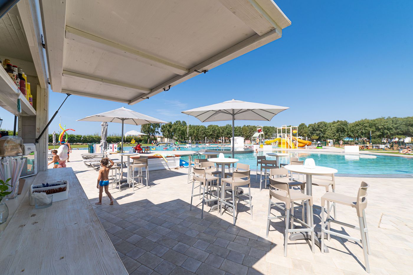 Camping-Village-Laguna-Blu-Bar-7