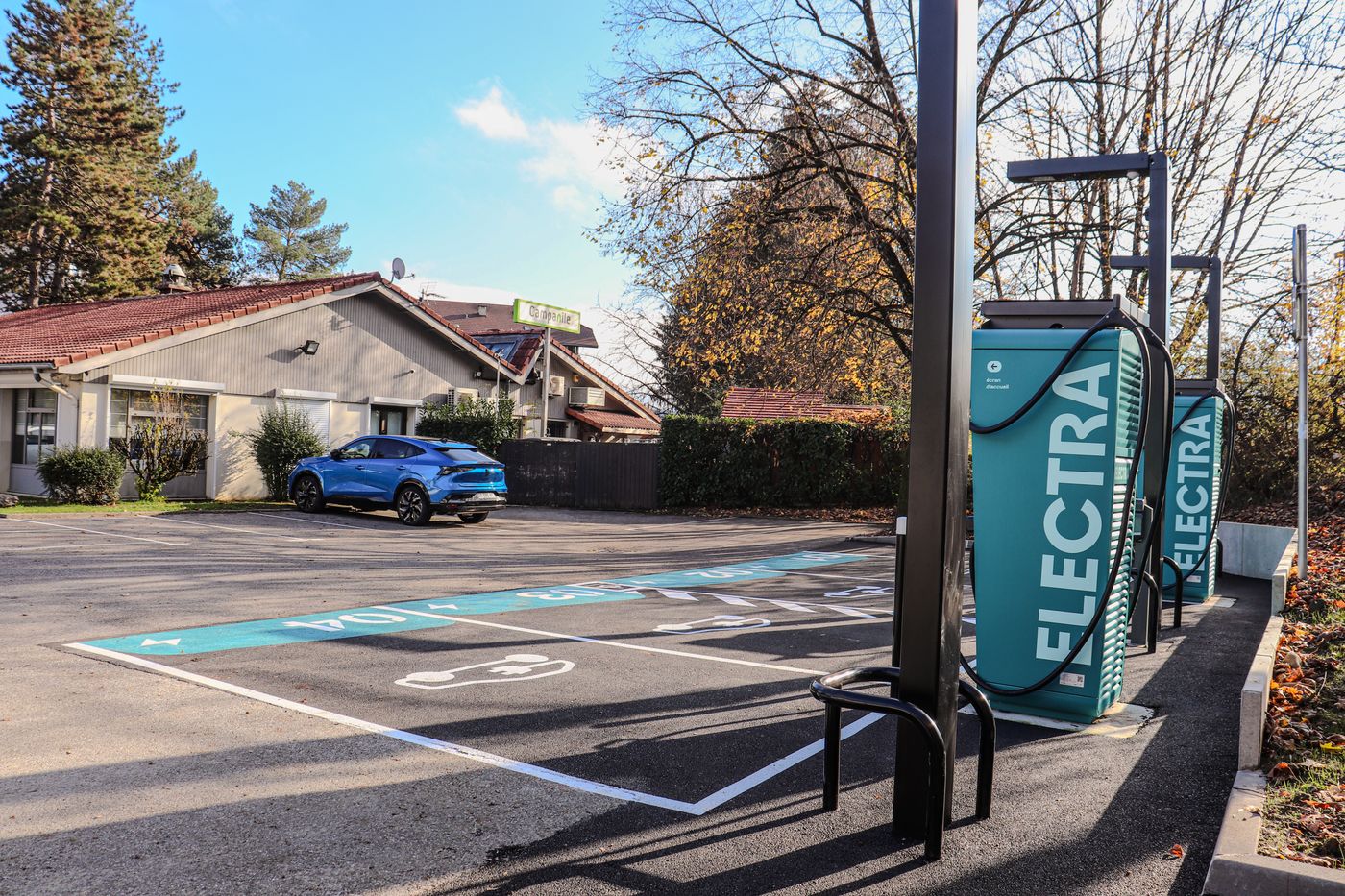 Campanile Annecy - Cran Gevrier-France-Cran Gevrier-General view-3
