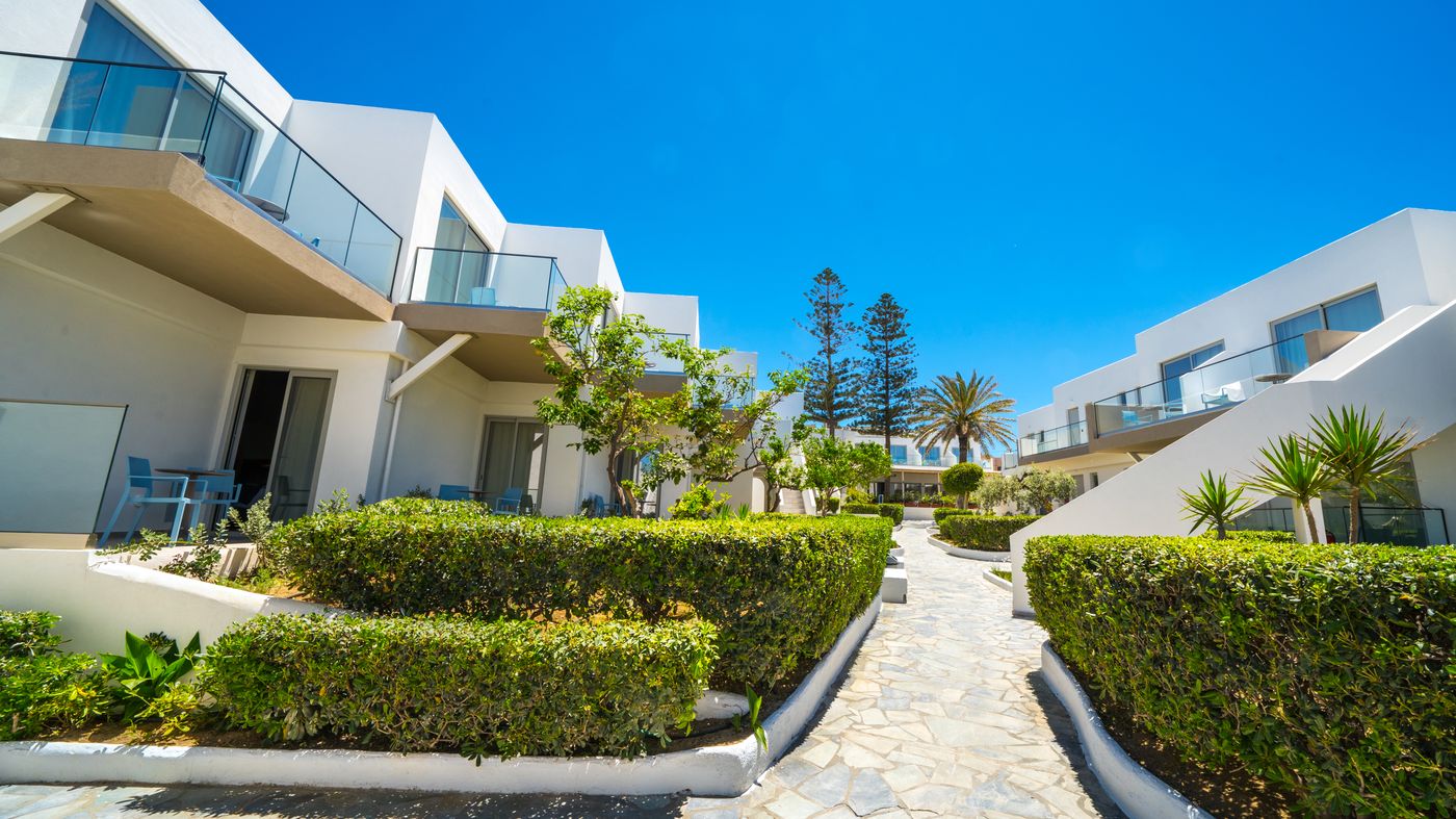 Adele-Beach-Hotel-General-view-13