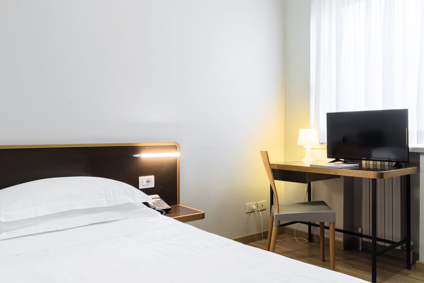 B-B-Hotel-Milano-Ornato-Room-18