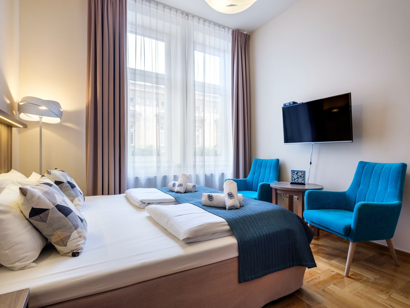 Kosmopolita-Rooms---Apartments-Room-22