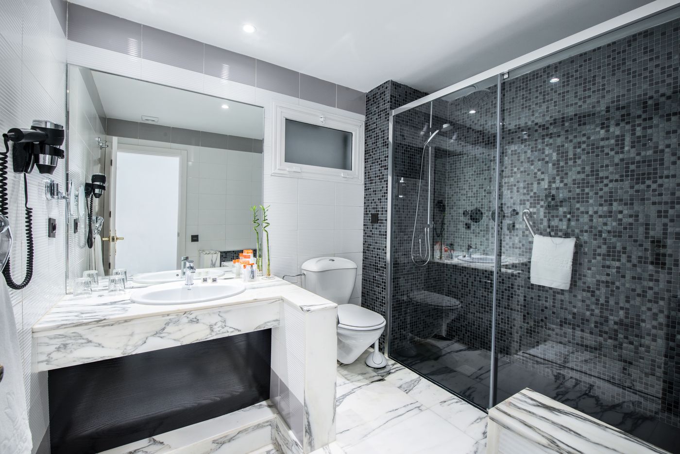 TUI-BLUE-Suite-Princess--Adults-Only--Room-29