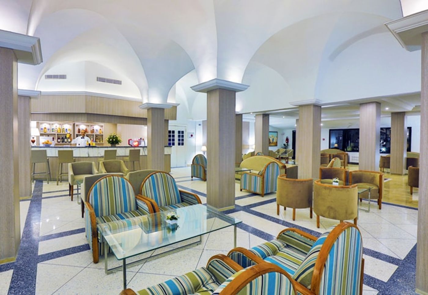 Hari Club Beach Resort 