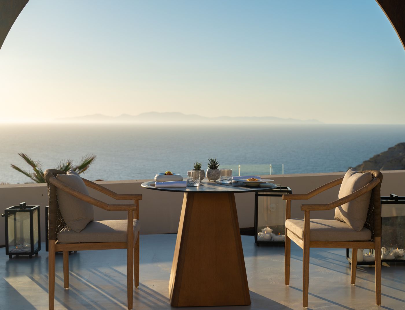 Santo Mine Oia Suites