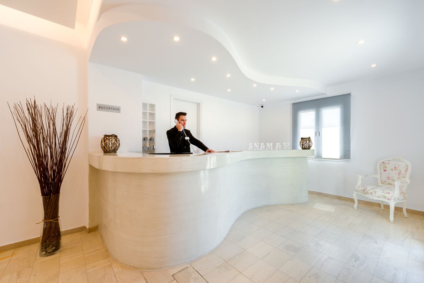 Anamar-Santorini-Lobby-27