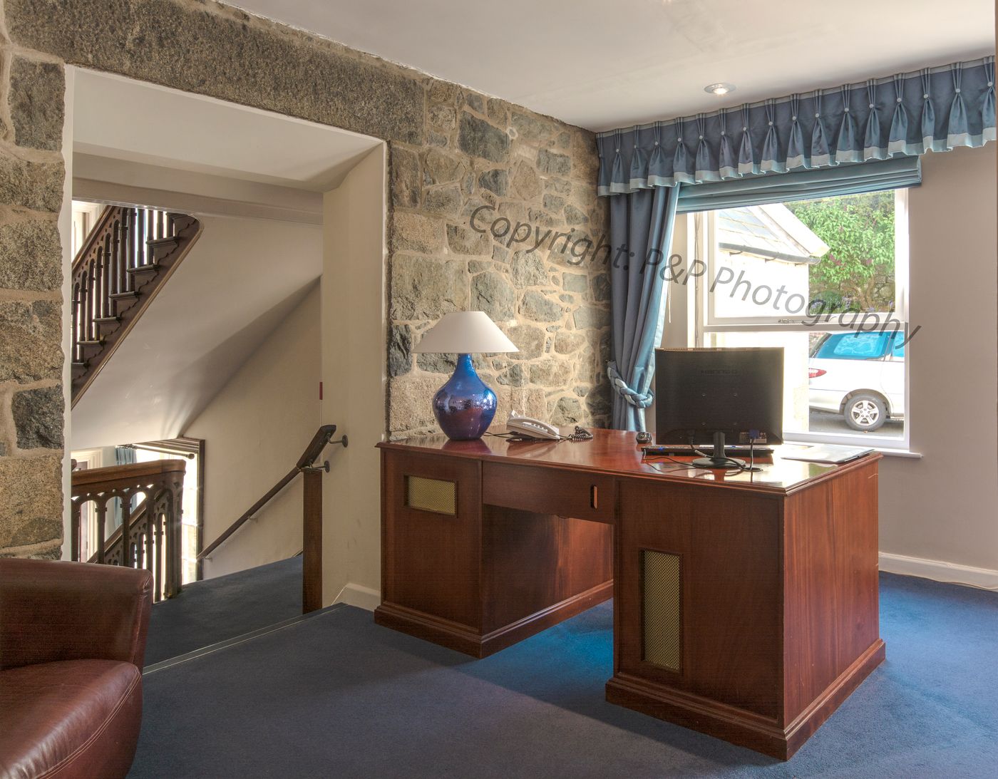 La-Fregate-Hotel-Lobby-4