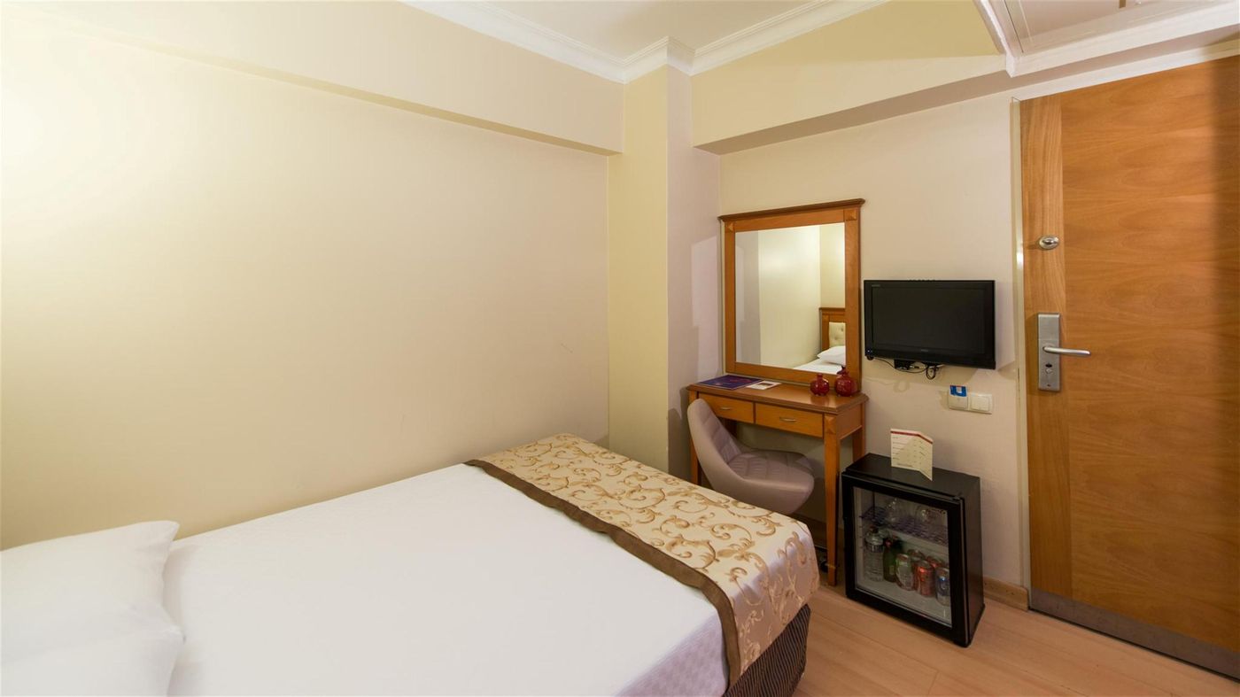 Prestige-Hotel-Old-City-Room-46