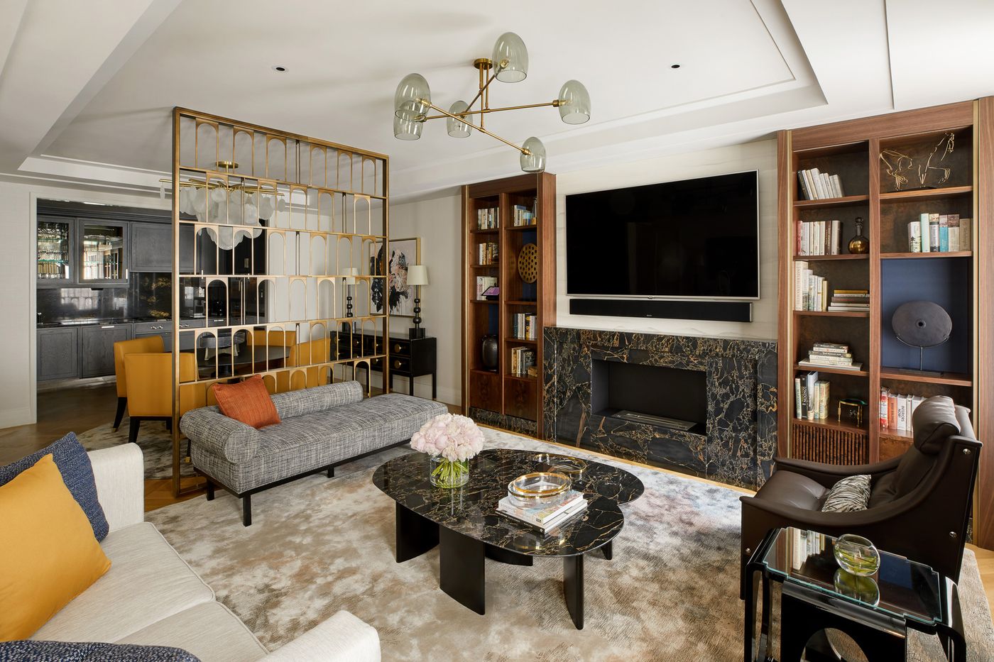 Four Seasons Hotel London At Ten Trinity Square - United Kingdom - London - Room - 1