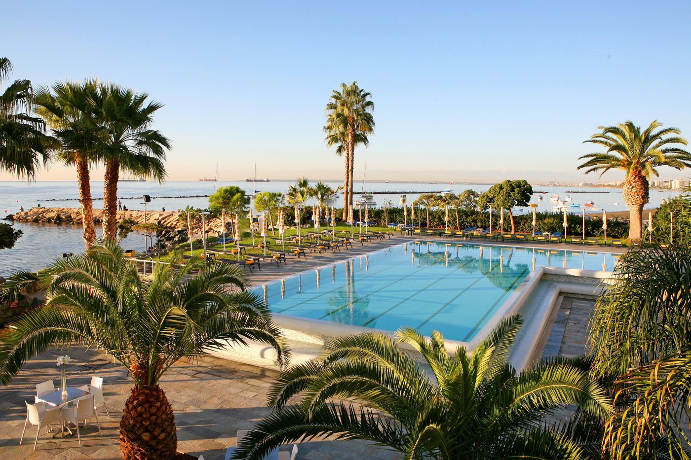 Crowne-Plaza-Limassol-Pool-3