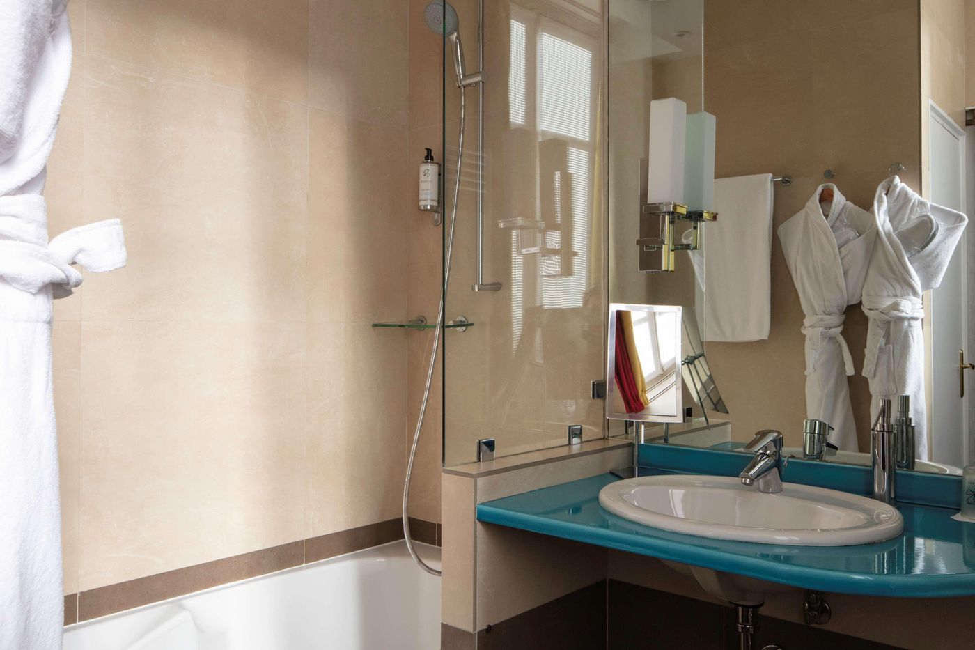 Regent-s-Garden---Astotel-Room-32