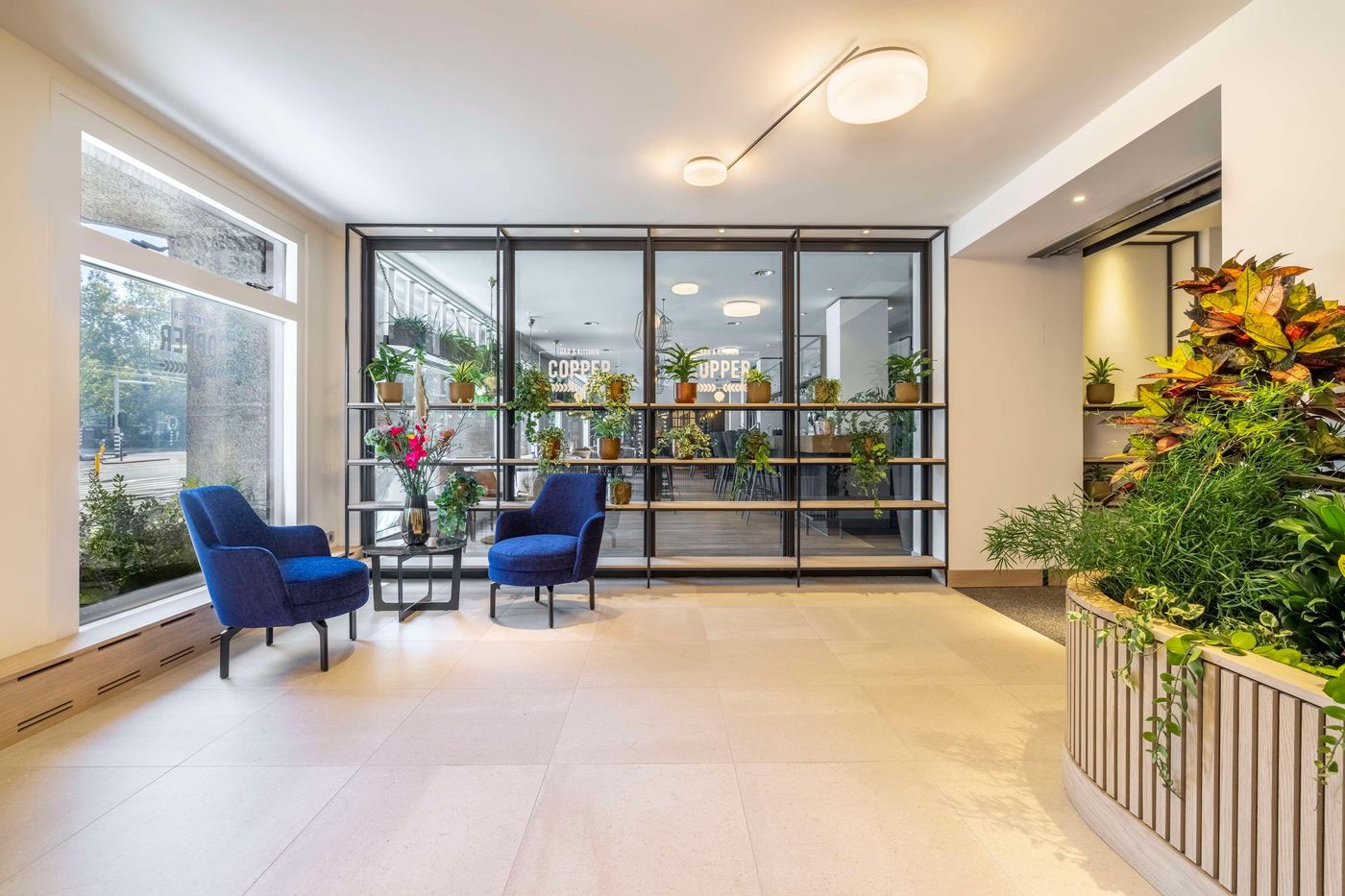 NH-Amsterdam-Centre-Lobby-5