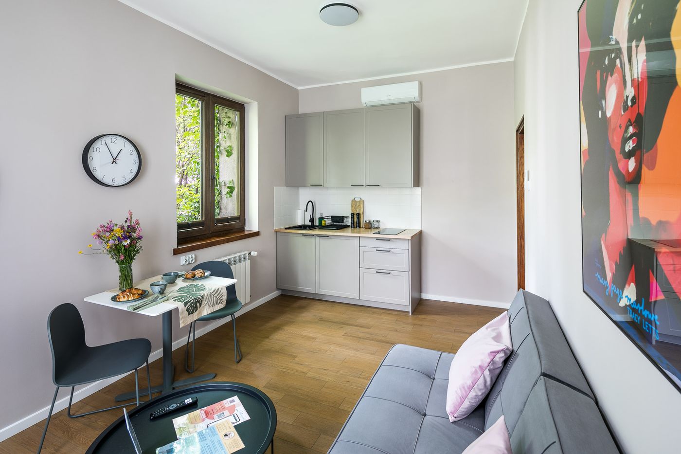 Garden-House-Apartments-Room-4