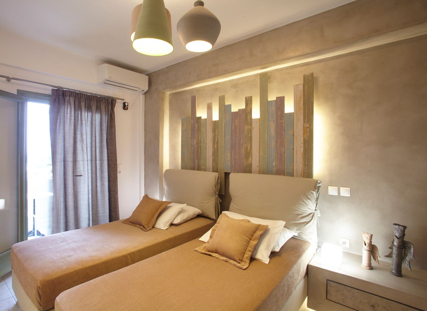 Studios-Marios-Room-25