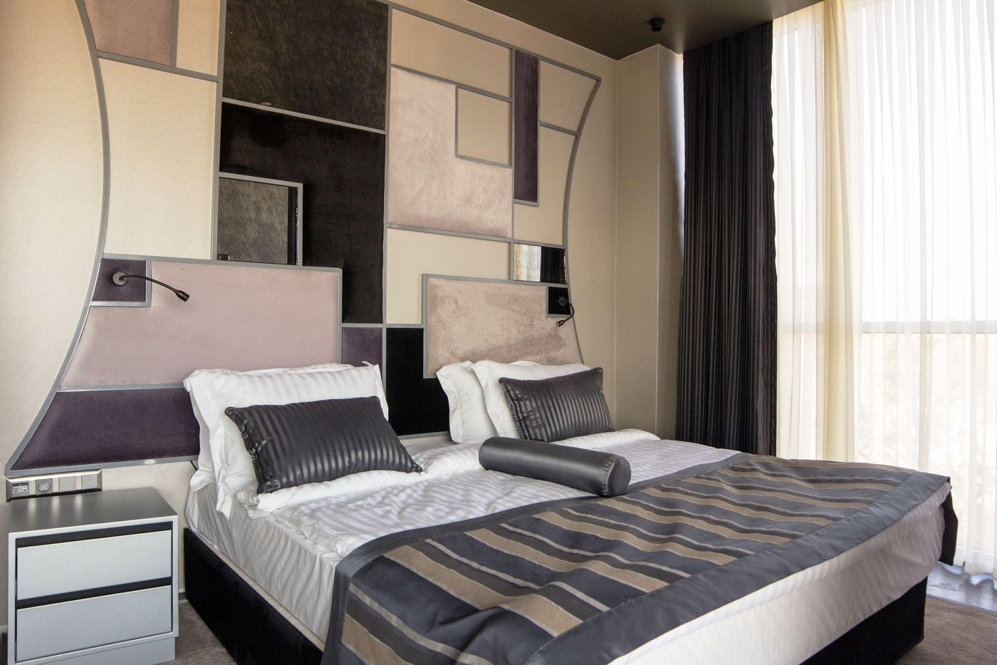 Rios-Edition-Hotel-Room-9