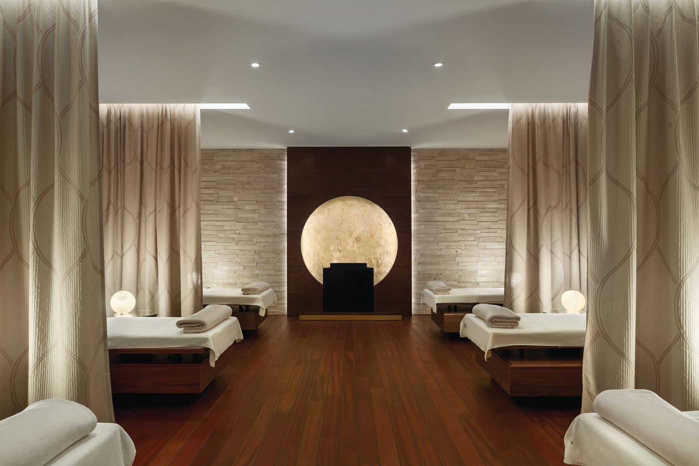 Grand-Kempinski-Sports-and-Entertainment-60